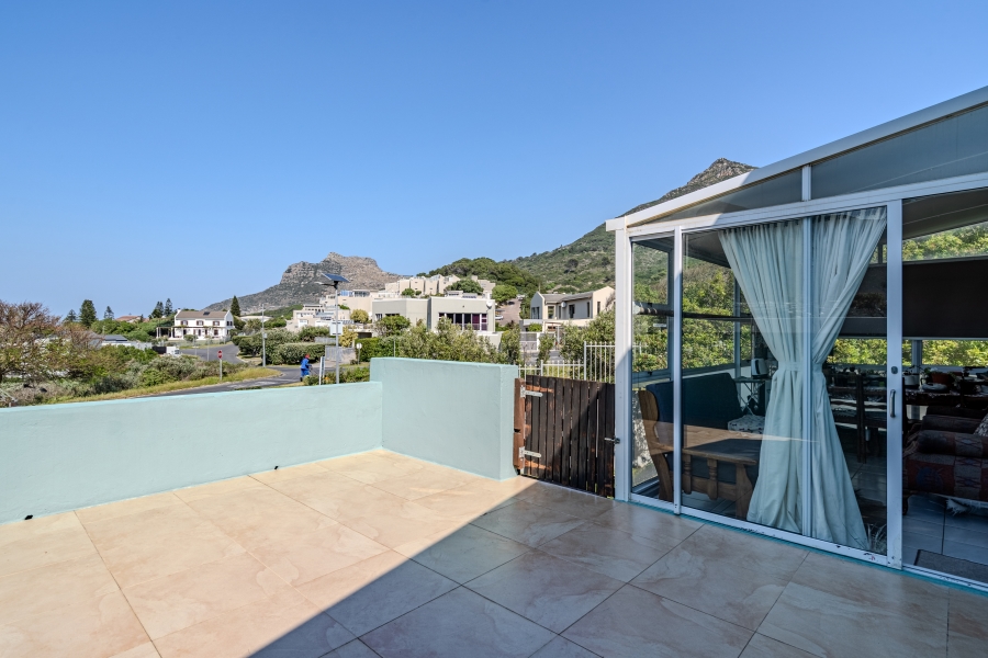 4 Bedroom Property for Sale in Northshore Western Cape